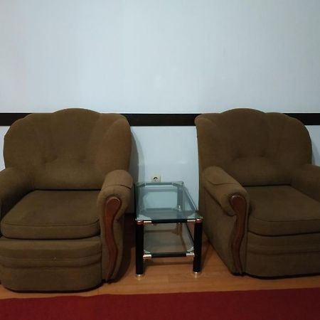 Nice Apartment Near Gulliver 基輔 外观 照片